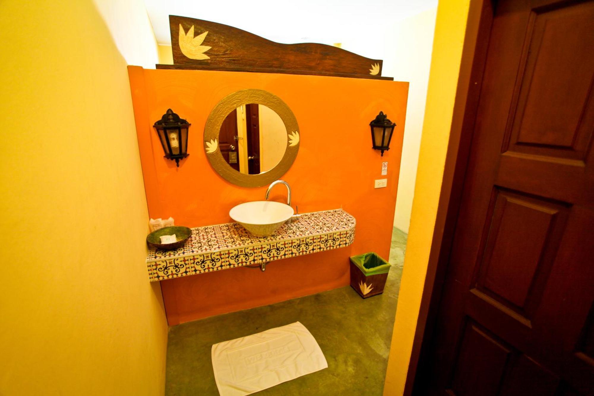 Boondaree Home Resort Ката-Бич Экстерьер фото